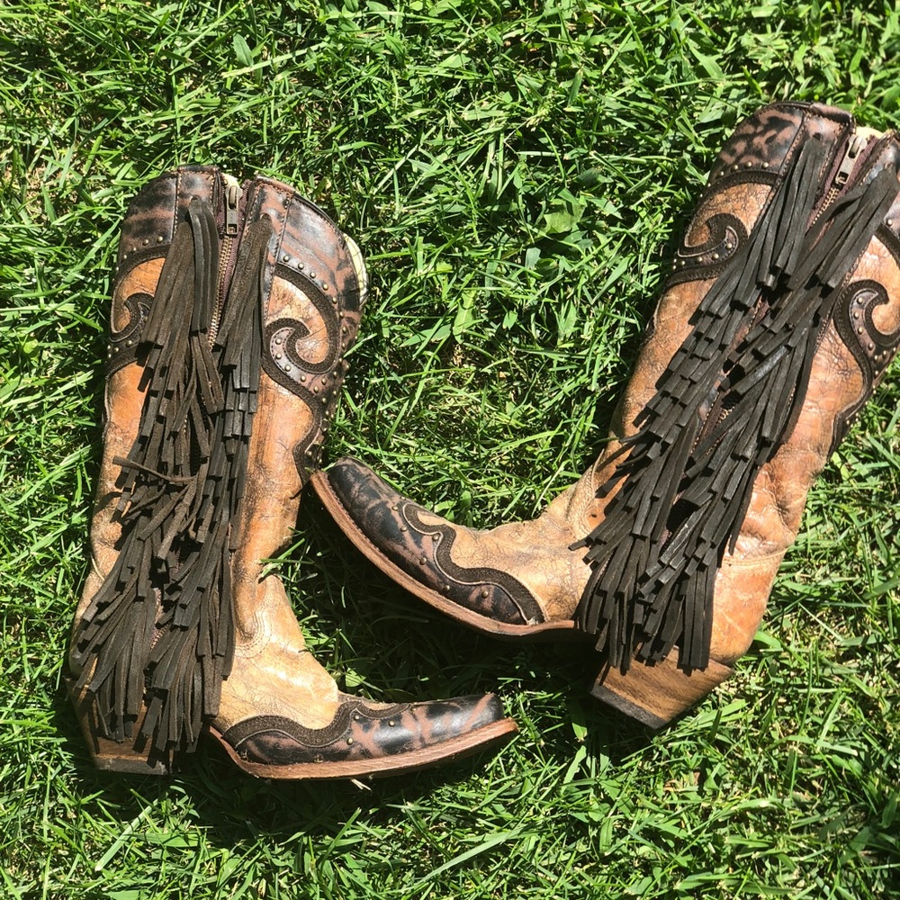 Brand New Coral Vintage boots